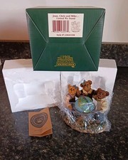 2002 Boyds Bears Jean, Chris And Mike United We Stand Resin Figure 228401SM
