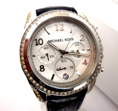 ELEGANTE Mtr MICHAEL KORS MIT CHRONOMETER & DATUM, Nbr SWAROVSKI, SEHR GUTER ZUSTAND 1 FUNKTIONEN