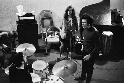 Guitarist Mike Bloomfield Rehearses With Janis Joplin 1968 OLD MUSIC PHOTO 1