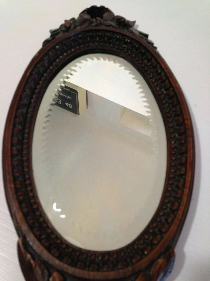 Ancien superbe miroir face à main bois sculpté verre biseauté art déco - Photo 2/4