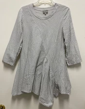 NICHE NILGUN DERMAN BLOUSE-Wite/Gray Striped Cotton 3/4 Sleeve Asymmetrical Med.