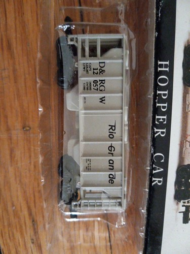 Hopper Car Box Container Very Damaged But Toy Car In Perfect Condition!! - Picture 7 of 8