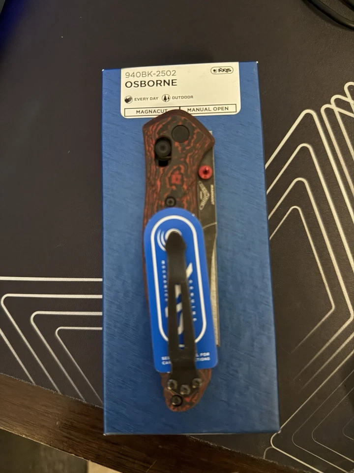 Benchmade 940BK-2502 Lava Flow Fat Carbon Magna Cut Blade Battlewashed Finished - Image 3 of 3