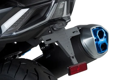 Soporte de matrícula Puig para Kymco AK550 año 2017 - 2023 - Negro - Imagen 1 de 2