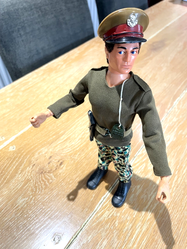 Figura y accesorios Action Man Palitoy Brown Flock Hair Tank Commander años 70