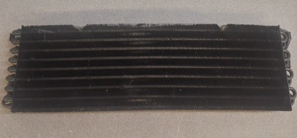 NICE USED ORIGINAL PORSCHE 911 CARRERA REAR AIR CONDITIONING CONDENSER - Image 4 of 4