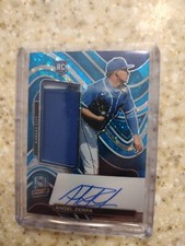 ANGEL ZERPA /99 RC 2022 PANINI CHRONICLES SPECTRA ON CARD AUTO PATCH ROYALS #156