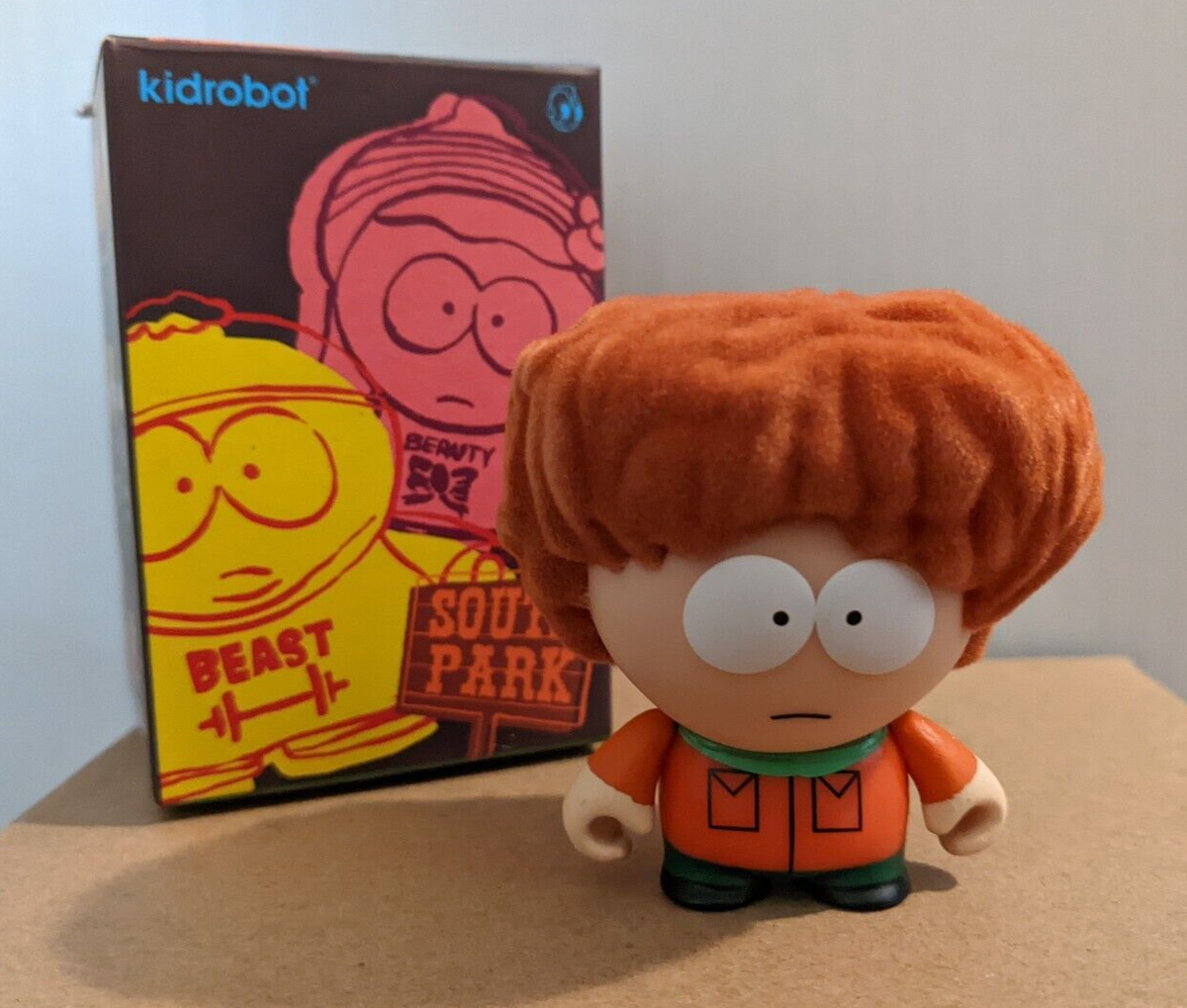 Kidrobot Kyle Afro Vinyl Figure South Park Series Kyle Flocked Hair Fro