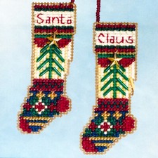 Santa's Stockings Beaded Ornament Kit Mill Hill 2006 Santa's Closet