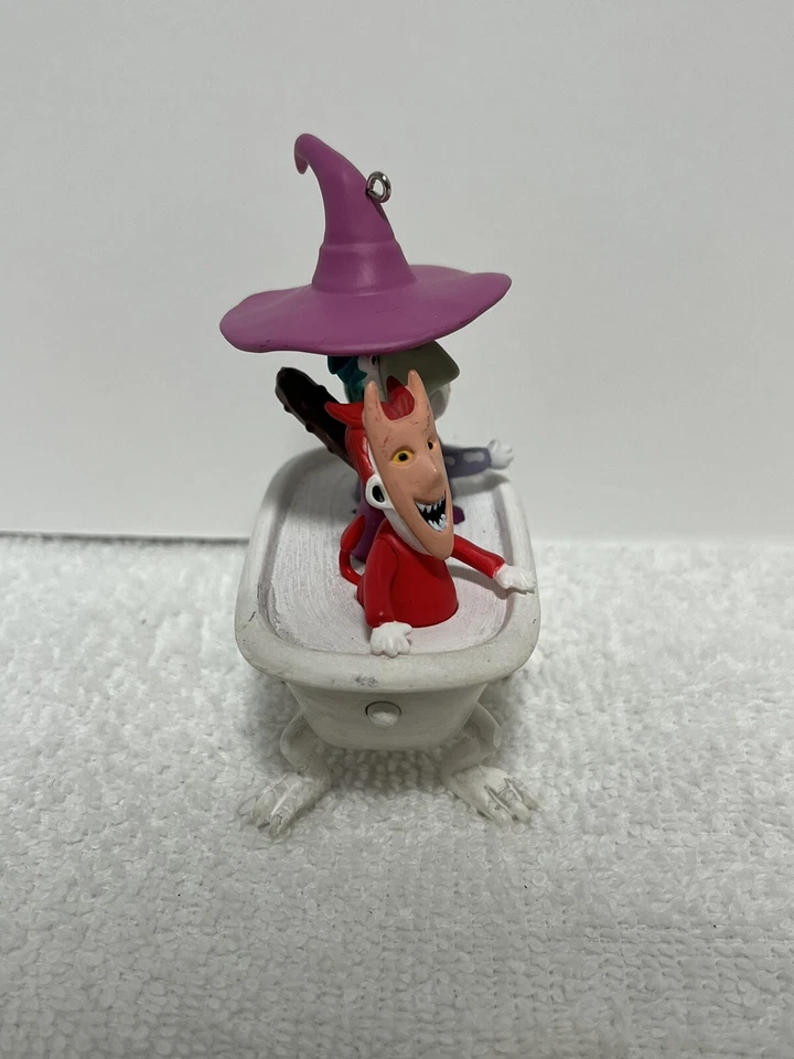 Adorno Hallmark Keepsake 2017 bloqueo choque y barril pesadilla antes de Navidad Foto 3 de 4