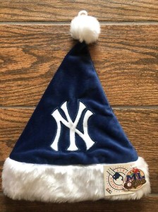 yankee santa hat