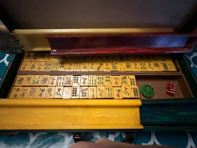Ensemble Mahjong Vintage Art Déco – Bakélite, 152 Tuiles, 5 Plateaux, ES Lowe USA 1960