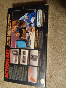 NES Action Set Nintendo Entertainment System Console 1987 CIB, Zapper Gun & Game