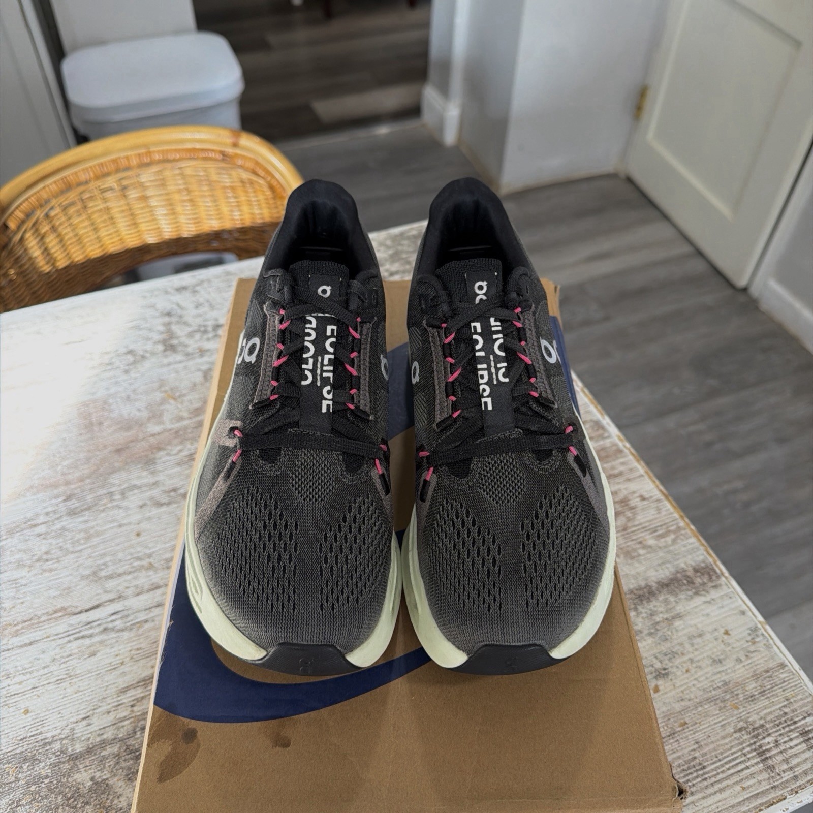 On Cloud Cloudeclipse Running Athletic Shoes Woma… - image 2