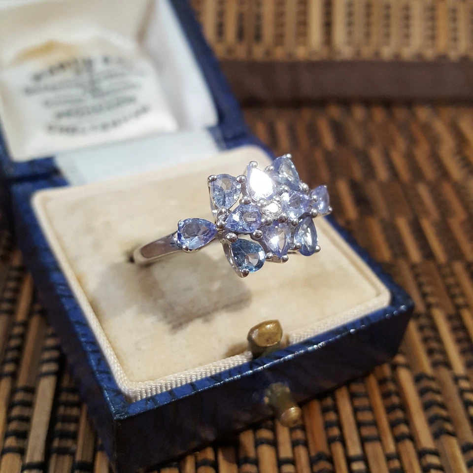 Anillo de plata de ley 925, anillo de racimo de piedras preciosas de iolita genuinas, talla P EE. UU. 7,5  Foto 3 de 4