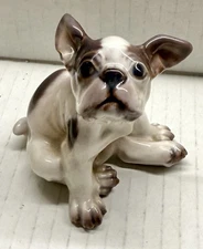 DAHL JENSEN DENMARK PORCELAIN DOG FIGURINE OF A FRENCH BULLDOG, MODEL 1098
