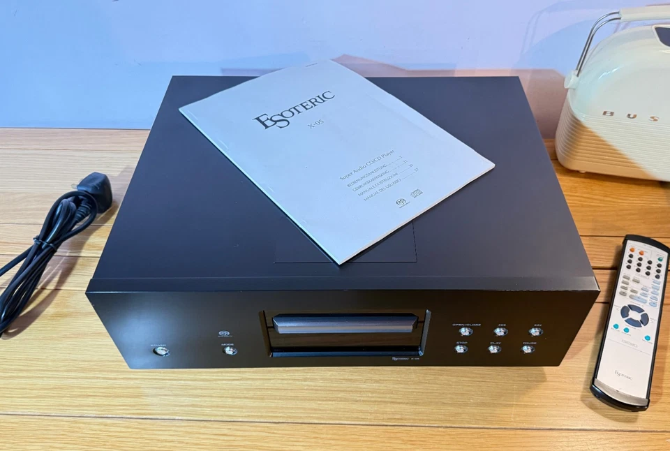 Esoteric SACD Player X-05. - Bild 2 von 4