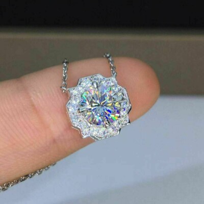 2Ct Round Cut D VVS1 Diamond Solitaire Pendant 14K White Gold Finish Free Chain