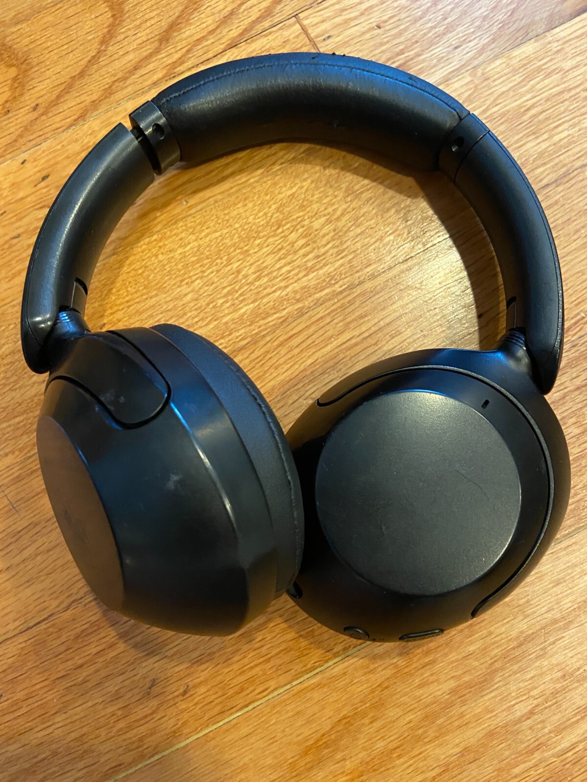 Sony WH-XB910 Extra Bass Wireless Noise Cancelling Headphones