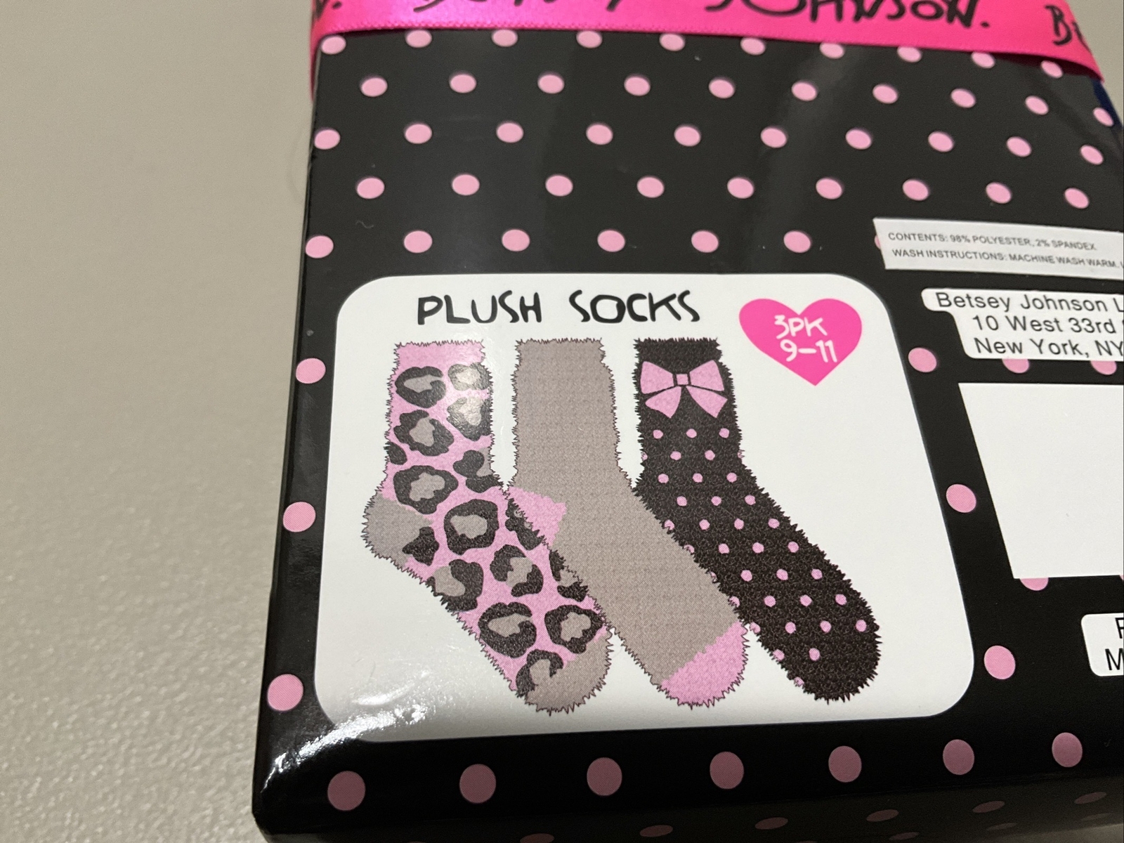 NEW BETSEY JOHNSON 3PK Plush Cozy/Fuzzy Socks Gift Set Pink/Black/Gray