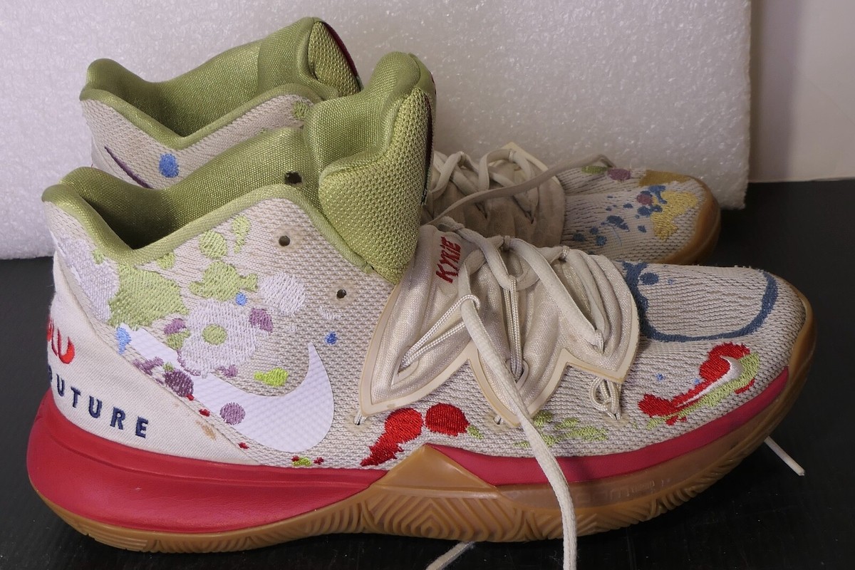 Mens USA Size 9.5 - Nike Bandulu x Kyrie 5 Embroidered Splatters