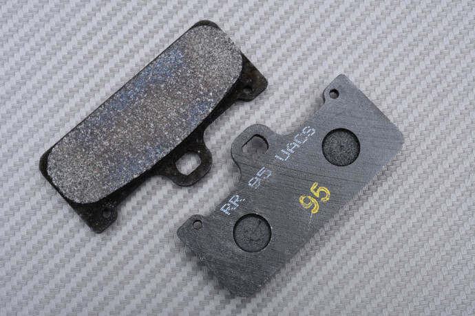 Plaquettes de frein avant carbone PFC augmentant le mordant des étriers Brembo