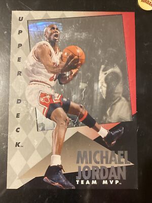 1993-94 Upper DeckMichael Jordan #4 Team MVP Oversized Hologram W