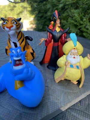 DISNEY PARKS Aladdin 7 Pcs Play Set Toy Action Figures Includes