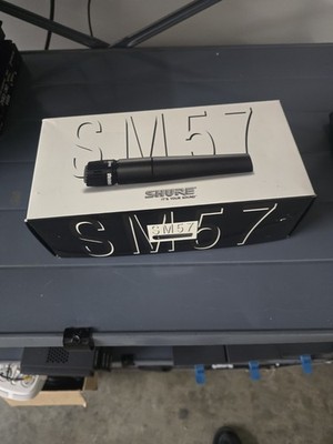 Shure SM57 Dynamic Low Z Microphone Tested Working Open Box w/ Clip Pouch