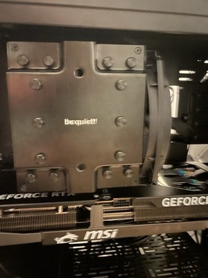 be quiet! Dark Rock Pro 4 135mm/120mm CPU-Lüfter mit Kühlkörper - Schwarz