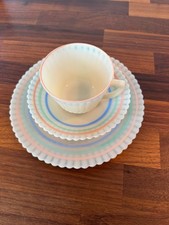 Taza y platillo de pétalos MacBeth-Evans Cremax bandas pastel de colección y plato de ensalada de 8 pulgadas