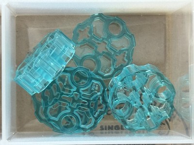 LEGO Parts - Trans-Light Blue Technic, Axle Connector Block - No 98585 - QTY 5