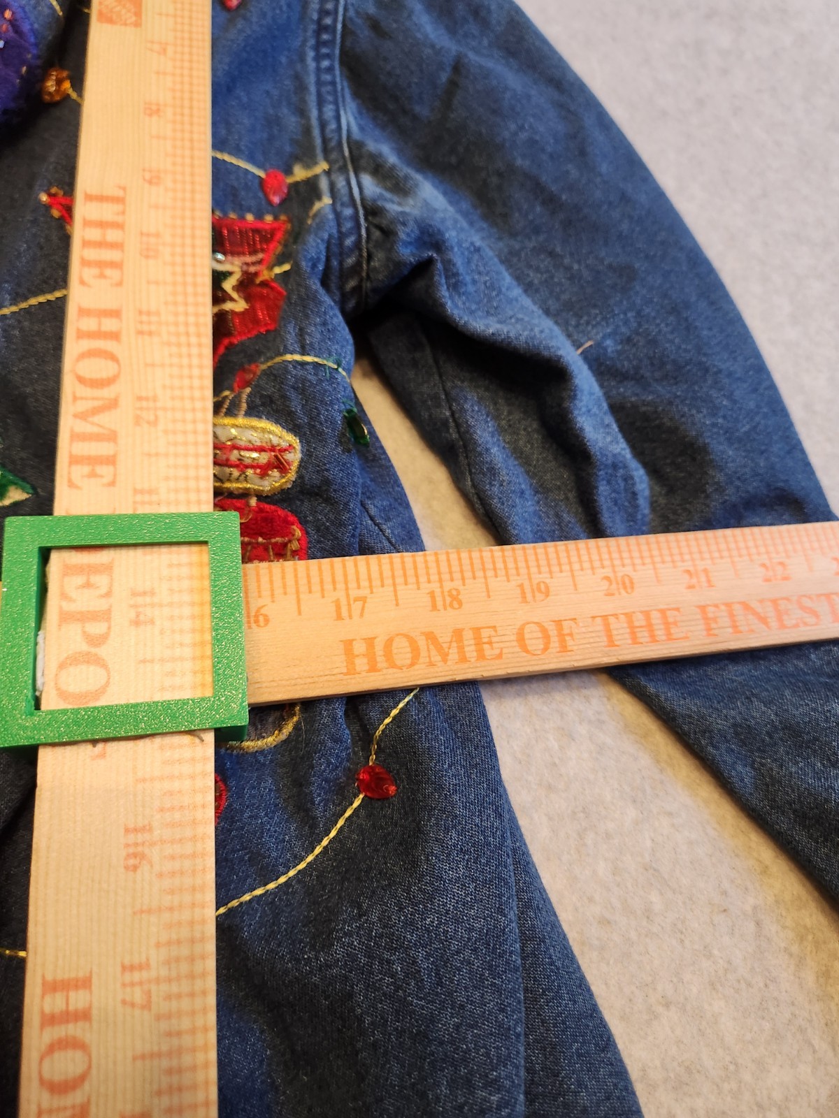 Tantrums Christmas Theme Jacket Medium Embroidere… - image 12