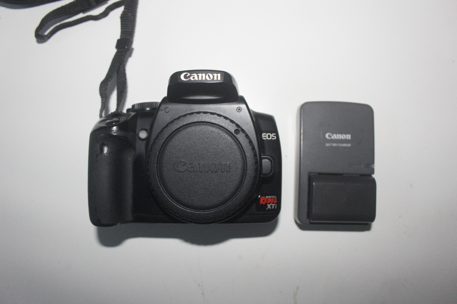 Canon EOS Digital Rebel xti