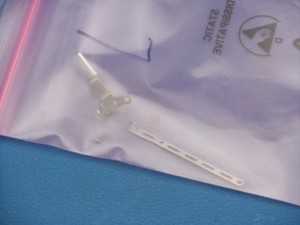 Displayscharnier links Lifebook S7110 Notebook 91005469053-22816