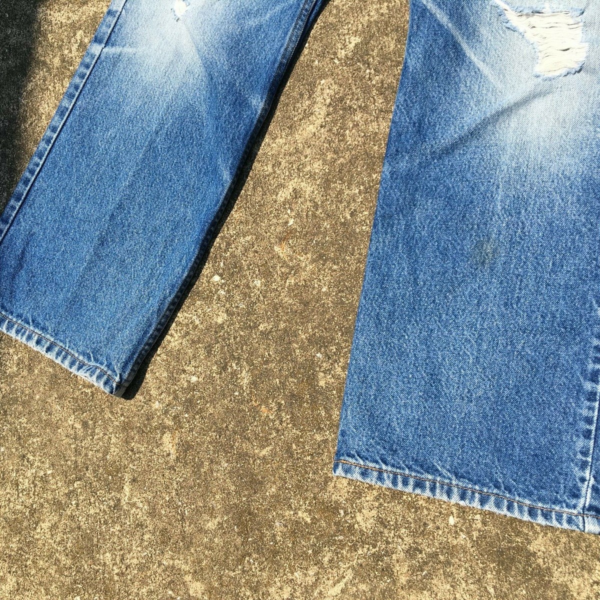 Vintage 70s 80s Levi Levis Distressed Worn Faded Trashed Denim