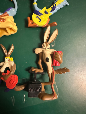 ロードランナー/コヨーテ 1994 Tyco Looney Tunes Coyote and Roadrunner Lot | eBay