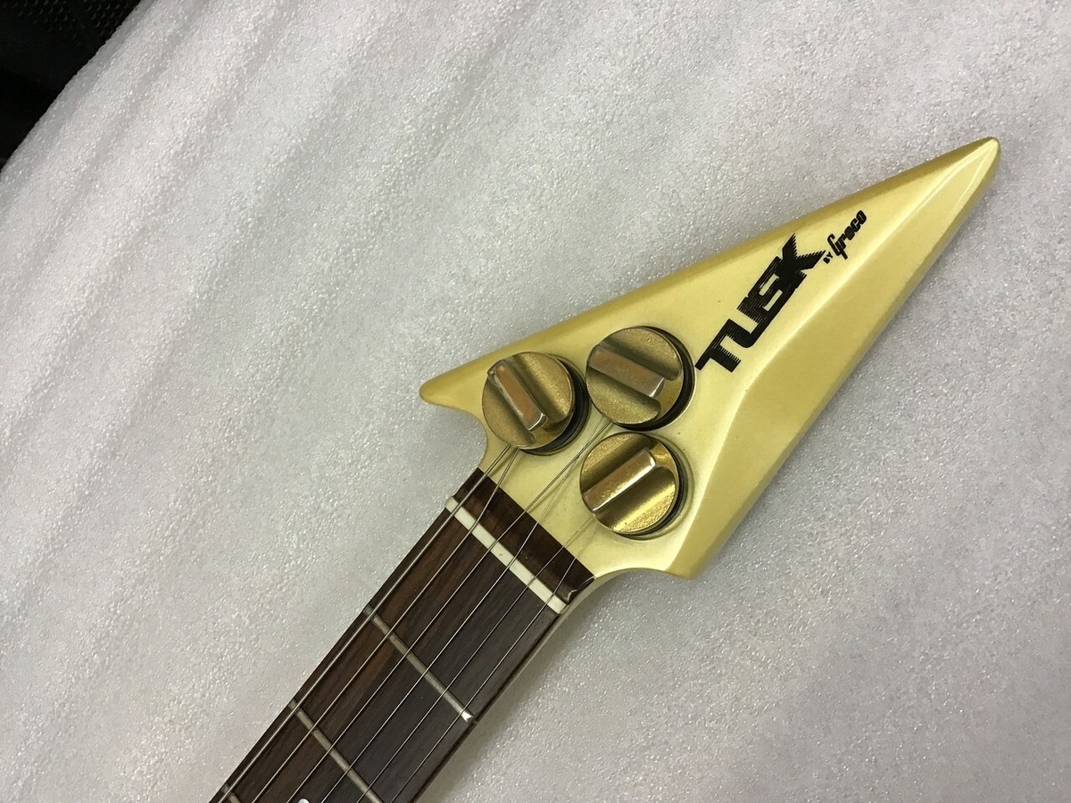 Greco Tusk Gtv-55 Electric Guitar 【Good condition】From Greco Tusk Gtv-55 Electric Guitar 【Good condition】From