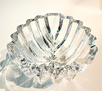 Lars Hellsten ORREFORS Ribbed Crystal Bowl Signed 5