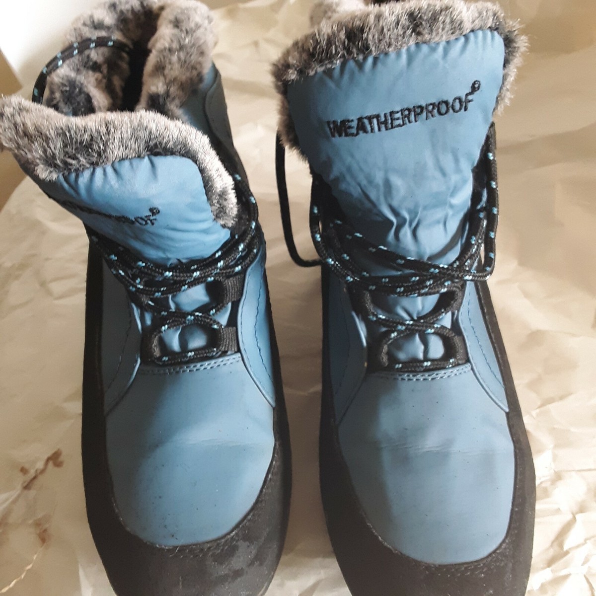 weatherproof winter boots