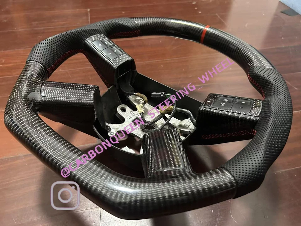 Volante de fibra de carbono real para Dodge Challenger SRT8/Chrysler - Imagem 3 de 4