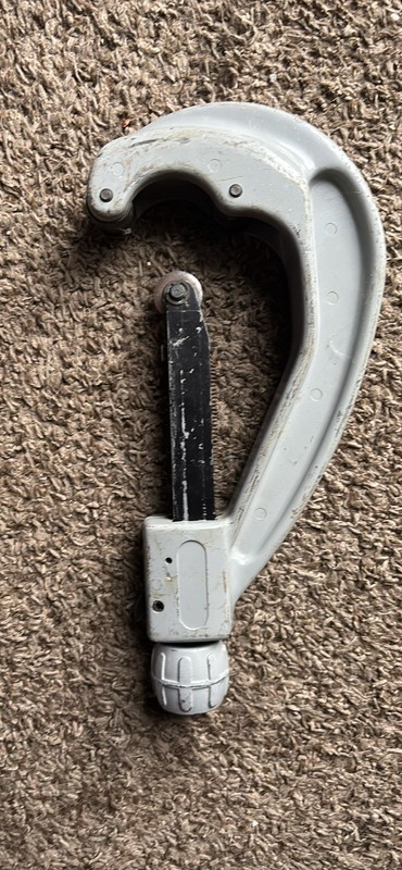 Tubing Cutter
