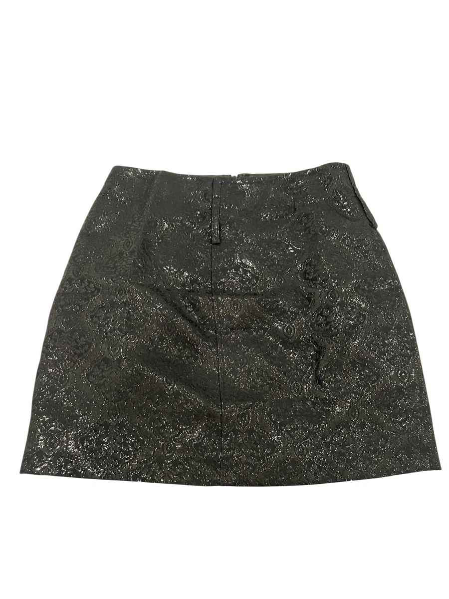 Mini-jupe BCBG MAX AZRIA Rouge – Taille 4/ S – État Neuf Sans étiquette (valeur 159$)