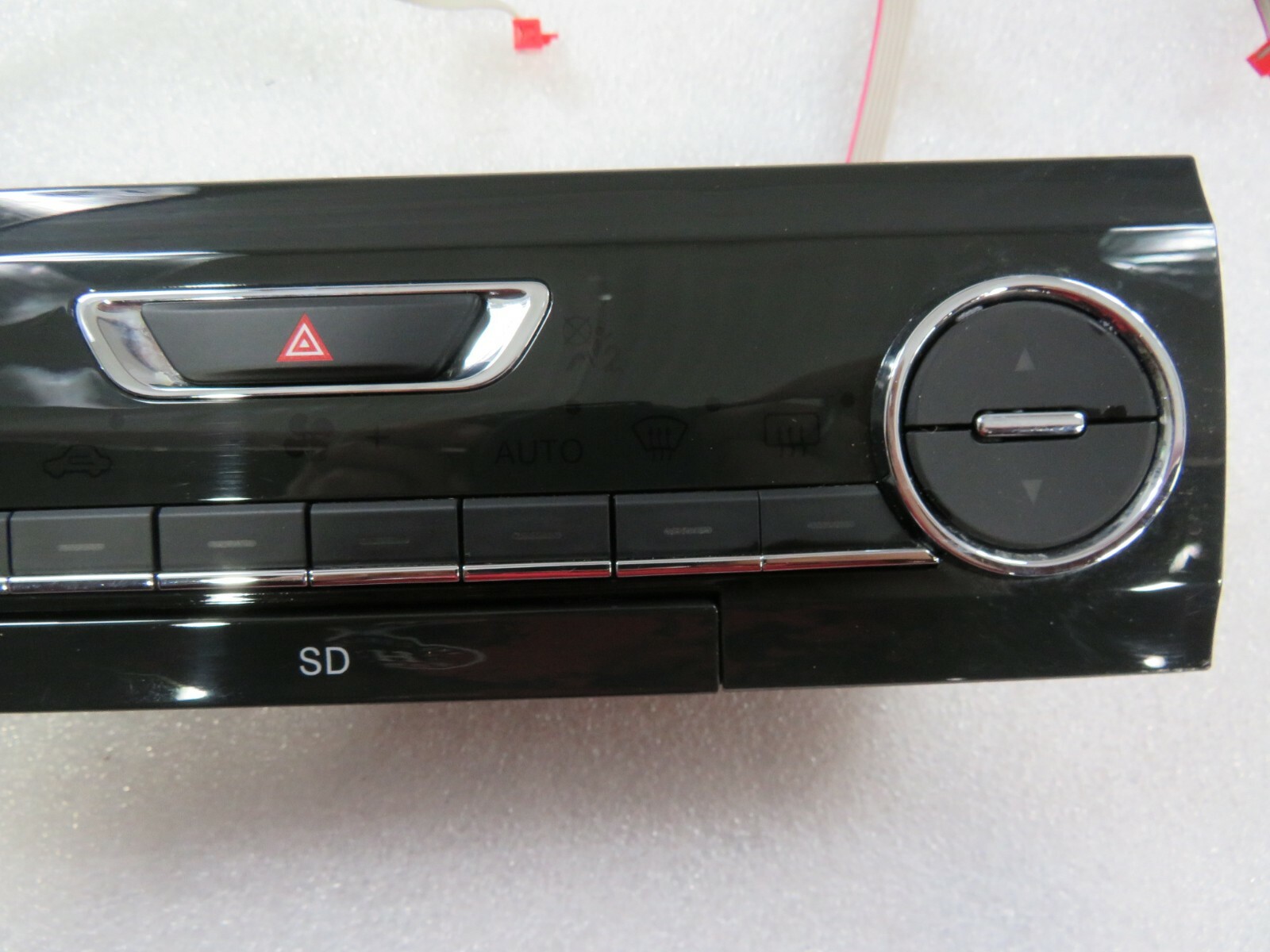 Maserati Quattroporte, Temperature Control Unit, Black Face, Used, P/N 670012554