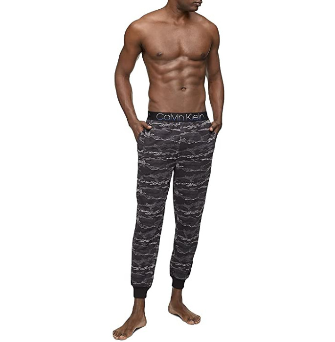 Мужские камуфляжные джоггеры Calvin Klein с логотипом Chill Черныйсерый Md 8490₽