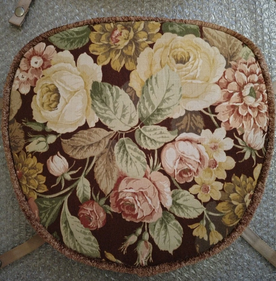 X4 ORIGINAL ERCOL SEAT PADS FOR QUAKER,GOLDSMITH & FLEUR DE LYS DINING CHAIRS. - Image 4 of 4