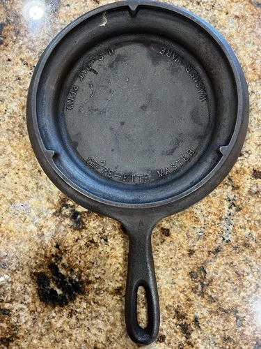 Vintage Wagner Ware Cast Iron Crepe-Ette Master Pan