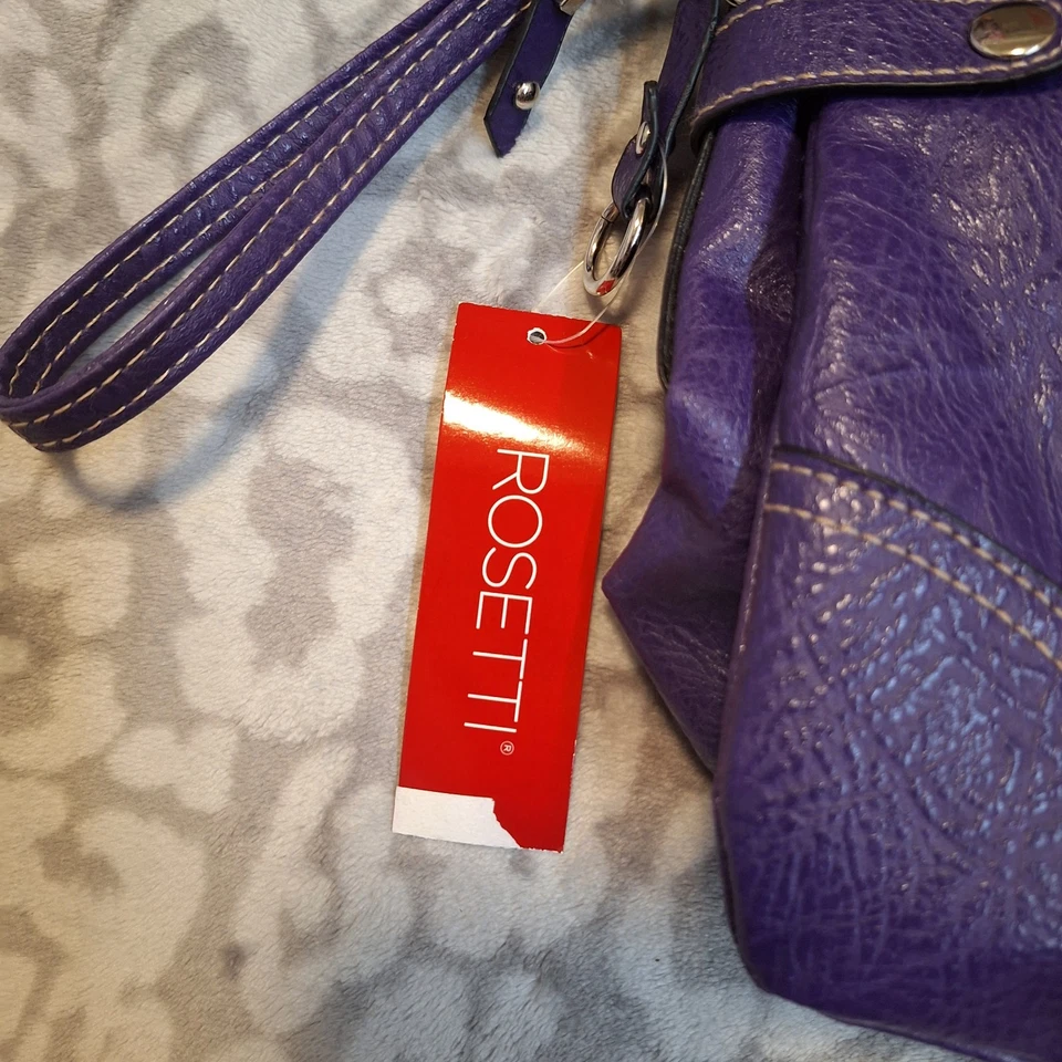 Bolsa de ombro Rosetti tiracolo roxa couro sintético bolsa feminina com vários bolsos nova com etiquetas - Imagem 3 de 4