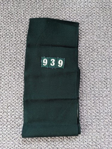 Vintage Girl Scouts Sash 70s w/ Merit Badges Patches Pins - Picture 2 of 7