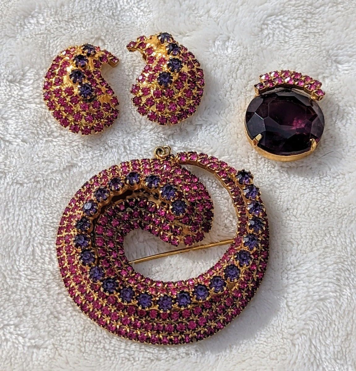 Broche Style Schiaparelli – Perles Dorées Et Strass – Bijou Fantaisie – Neuf